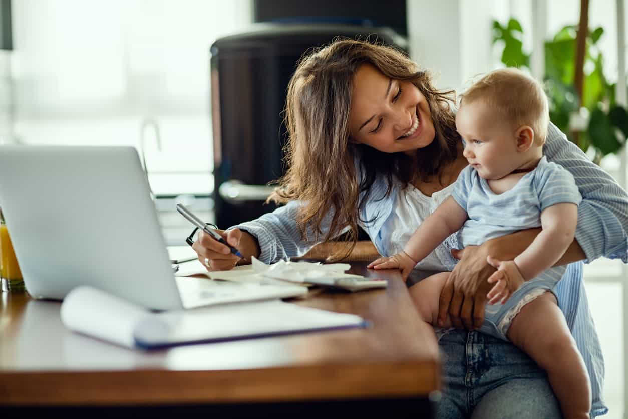 Ser madre trabajadora