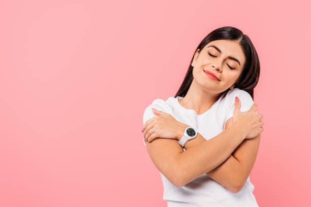 Motívate con tu voz interna: El poder del diálogo interno positivo