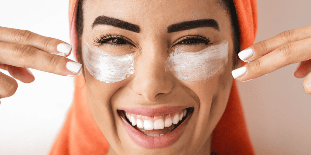 Contorno de ojos y revitalización de ojeras