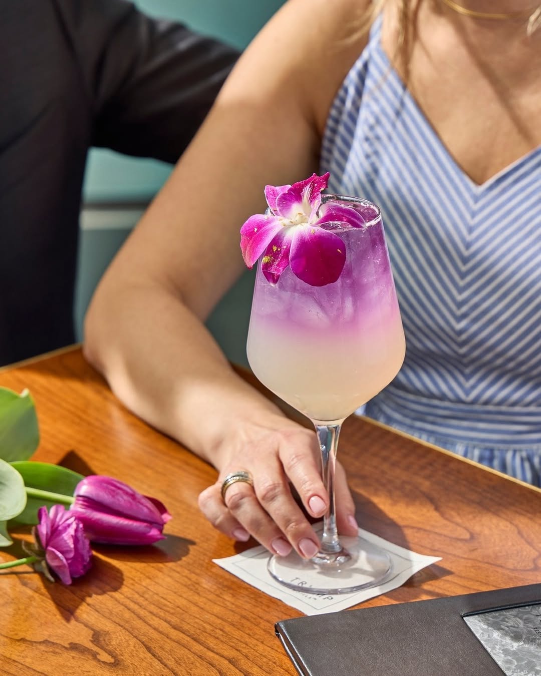 La noche que todos quieren vivir está en The Living Room Bar Doral